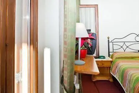 Отель Joli Курмайор